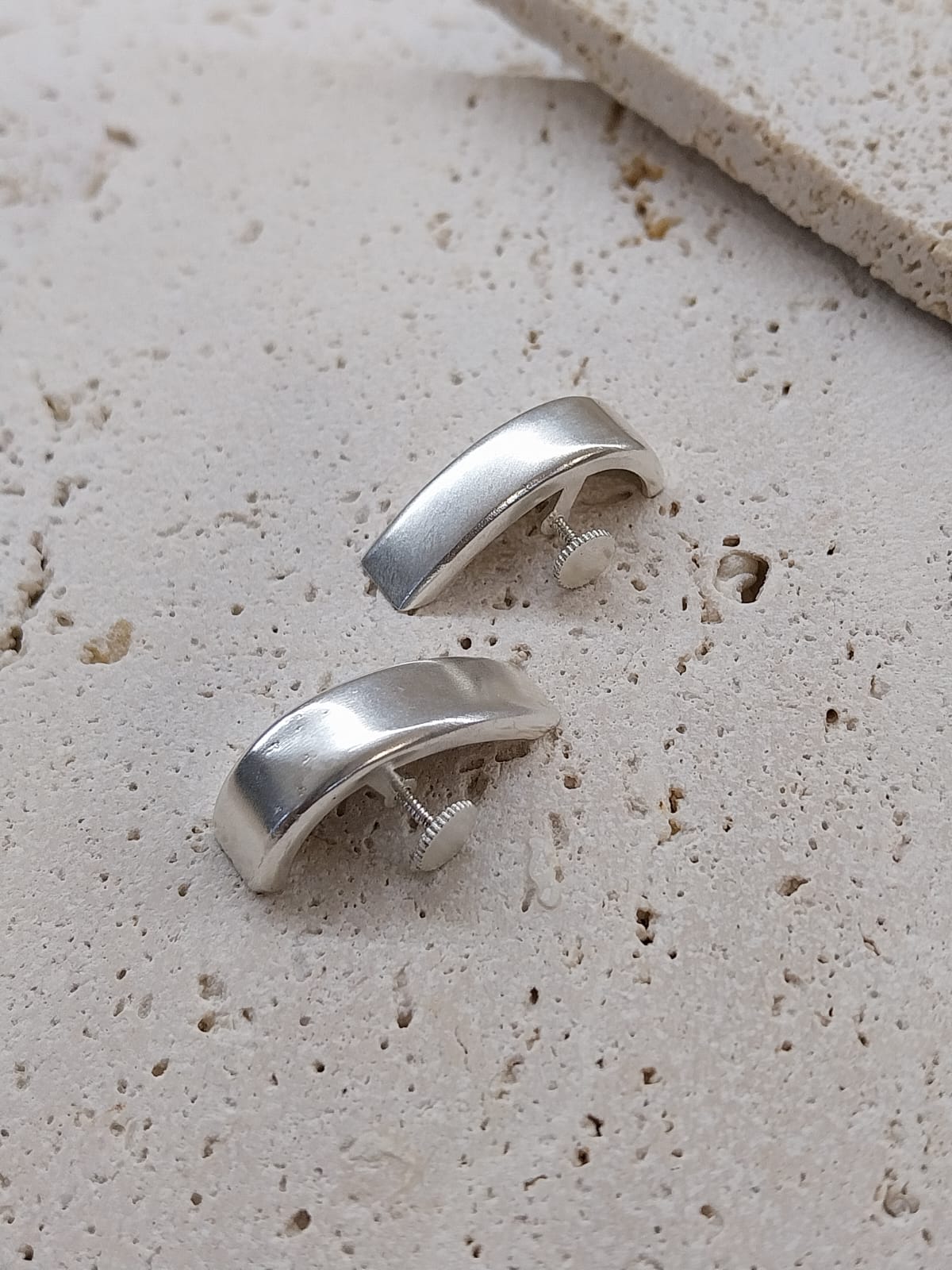 Lunar Arc – Silver Curved Clip-On Earrings